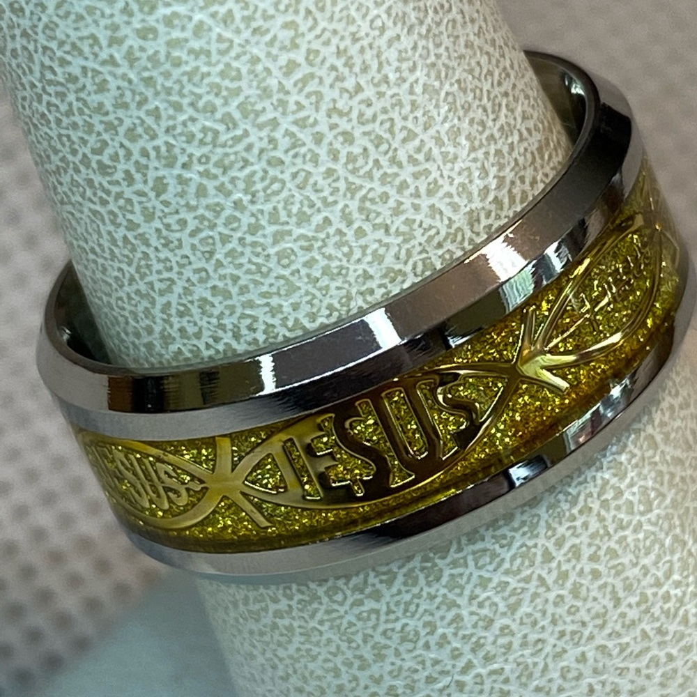 Finger Ring! - Picture 5 of 9